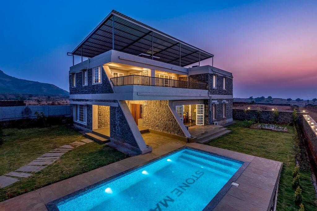 Stone Mansion By Phoenix Stays Igatpuri Buitenkant foto