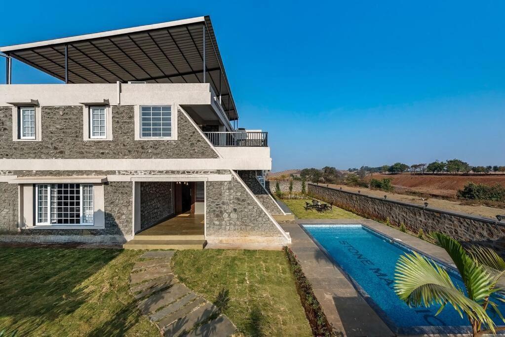 Stone Mansion By Phoenix Stays Igatpuri Buitenkant foto