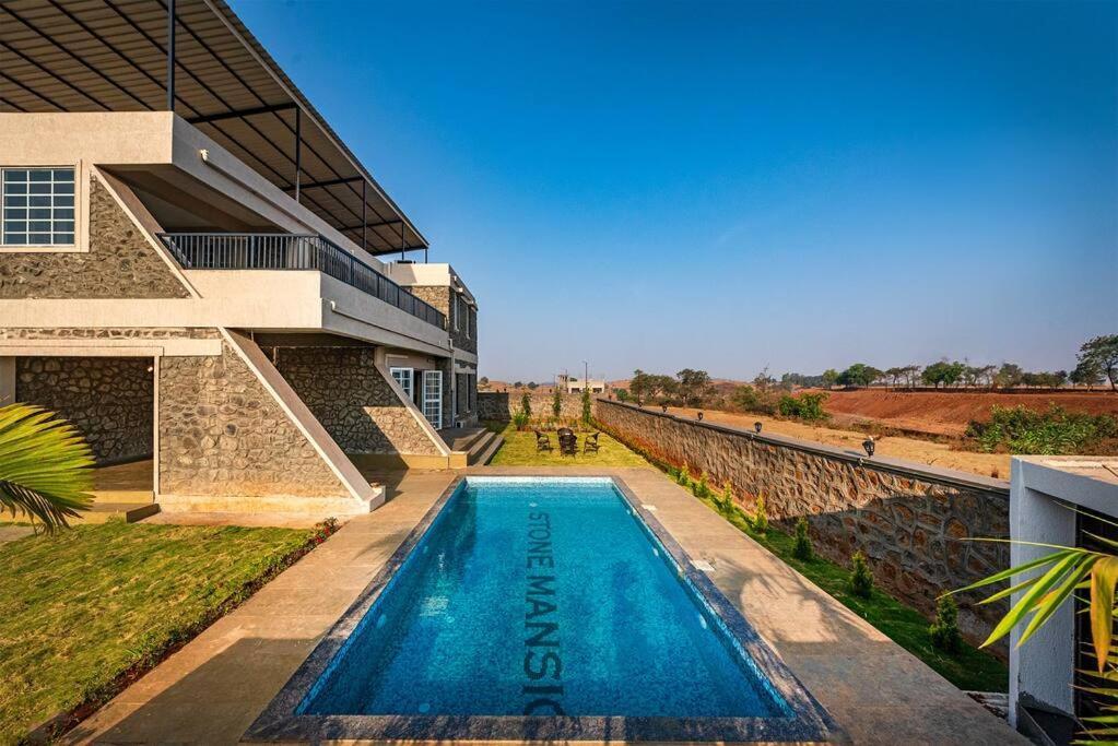 Stone Mansion By Phoenix Stays Igatpuri Buitenkant foto